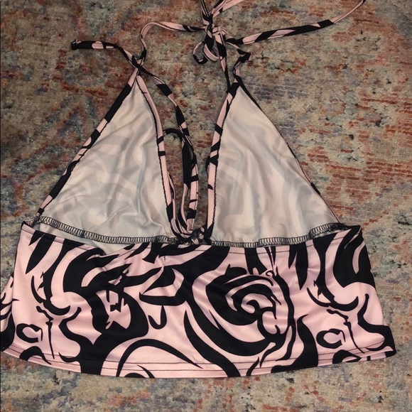 Pattern Halter Top - Picture 3 of 3
